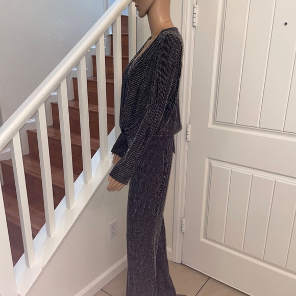 NWT Forever 21 Black with Silver Metallic Stripes Pant Set - Picture 2 of 4